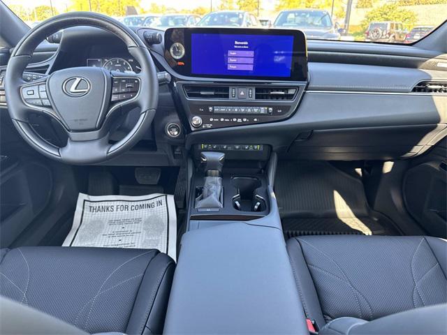 new 2025 Lexus ES 350 car, priced at $56,250
