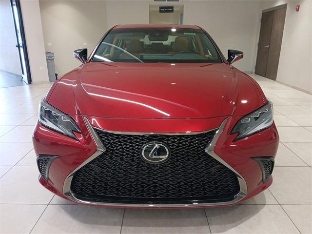 new 2025 Lexus ES 300h car, priced at $49,851