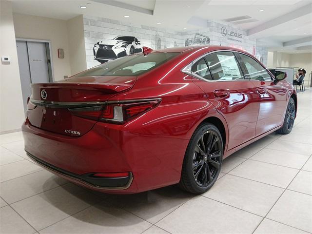 new 2025 Lexus ES 300h car, priced at $49,851