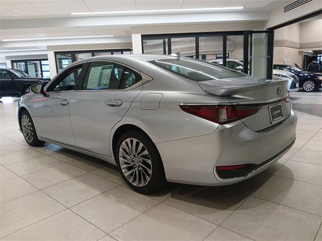 used 2024 Lexus ES 300h car, priced at $51,995