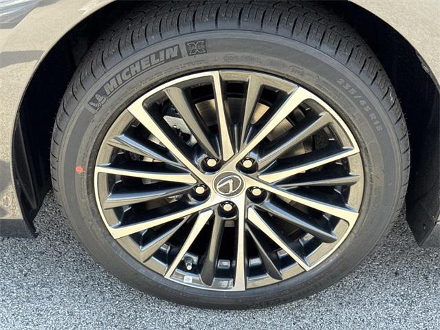new 2025 Lexus ES 350 car, priced at $47,425