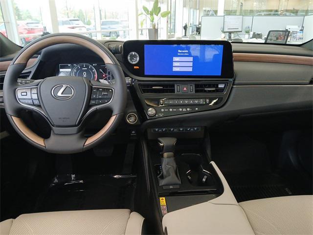new 2025 Lexus ES 350 car, priced at $52,594