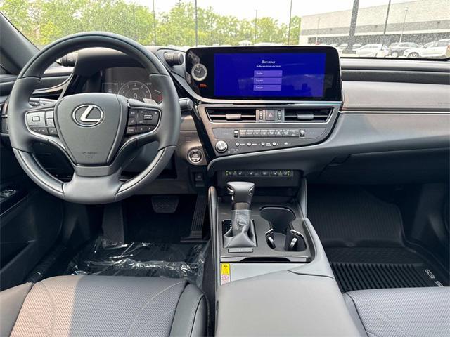 new 2025 Lexus ES 350 car, priced at $53,683