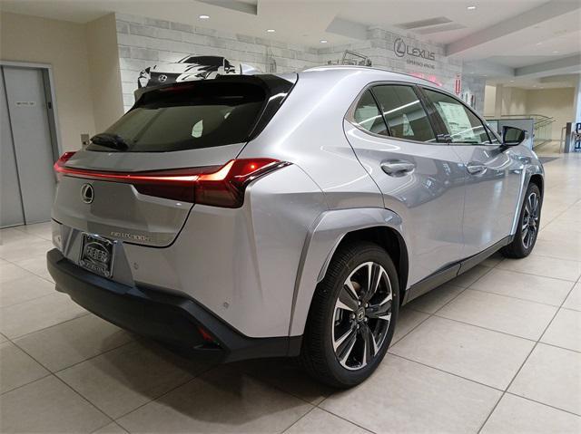 new 2025 Lexus UX 300h car, priced at $45,610