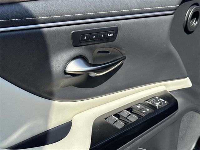 used 2025 Lexus ES 300h car, priced at $46,995