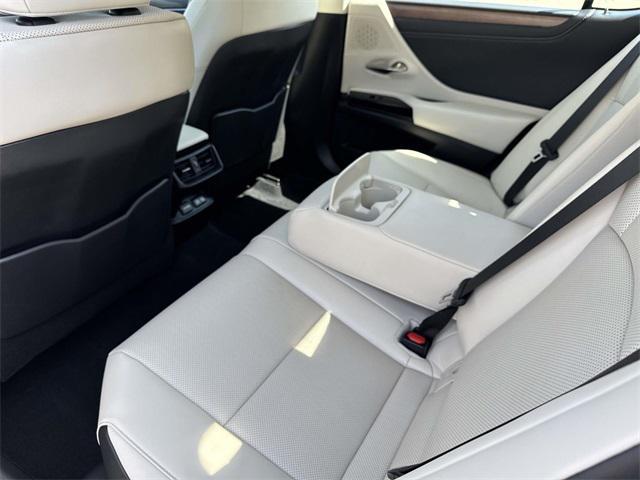 used 2025 Lexus ES 300h car, priced at $46,995