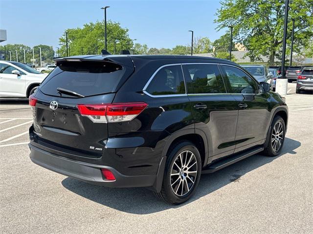 used 2018 Toyota Highlander car, priced at $26,995