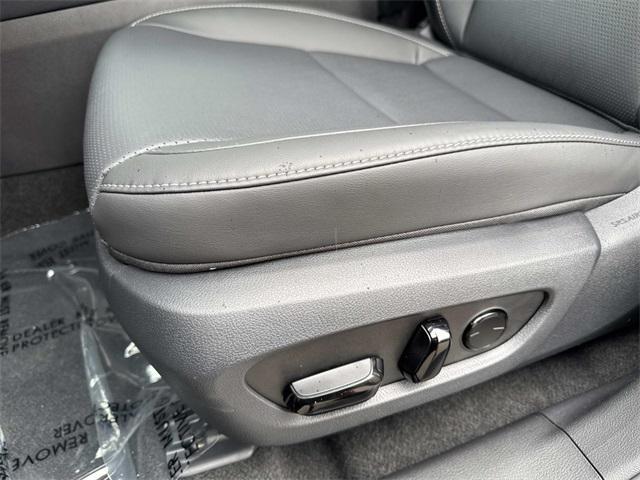 new 2025 Lexus RX 350 car, priced at $61,104