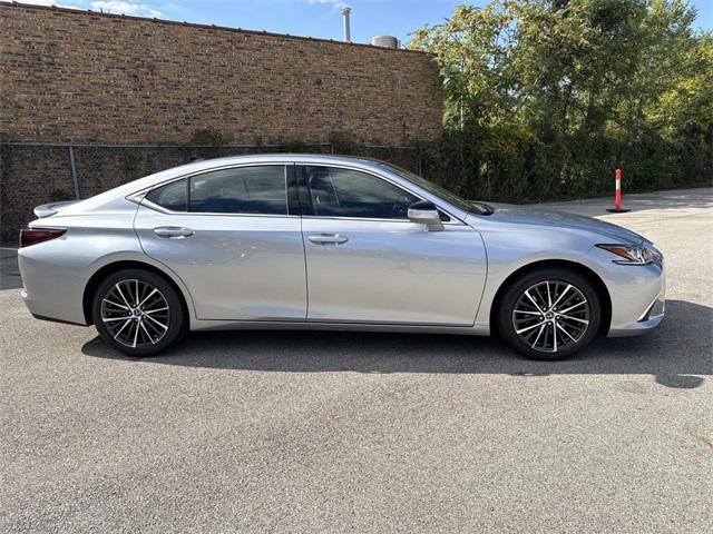 used 2022 Lexus ES 350 car, priced at $39,995