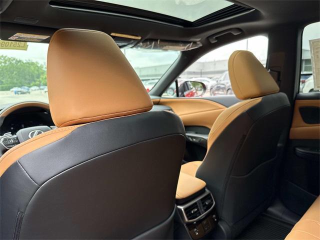 new 2025 Lexus RX 350 car, priced at $58,194