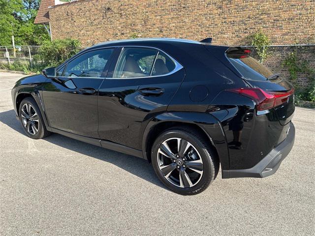 new 2025 Lexus UX 300h car, priced at $44,523