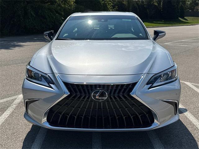 new 2025 Lexus ES 350 car, priced at $48,425