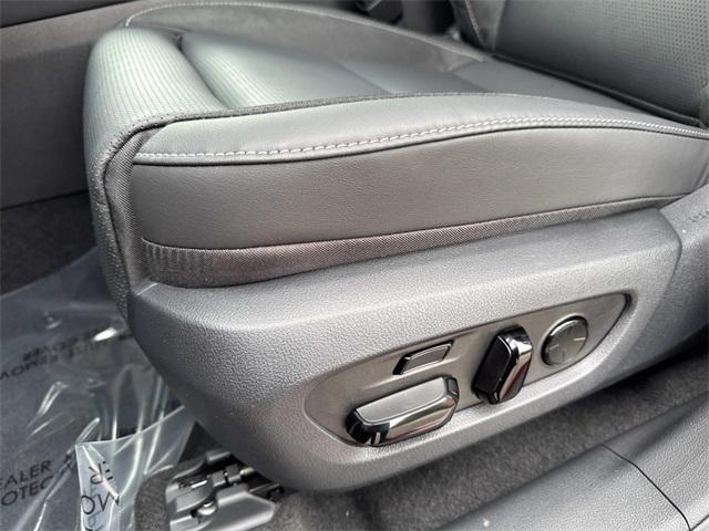 new 2025 Lexus RX 350 car, priced at $67,905