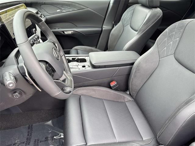 new 2025 Lexus RX 350 car, priced at $67,905