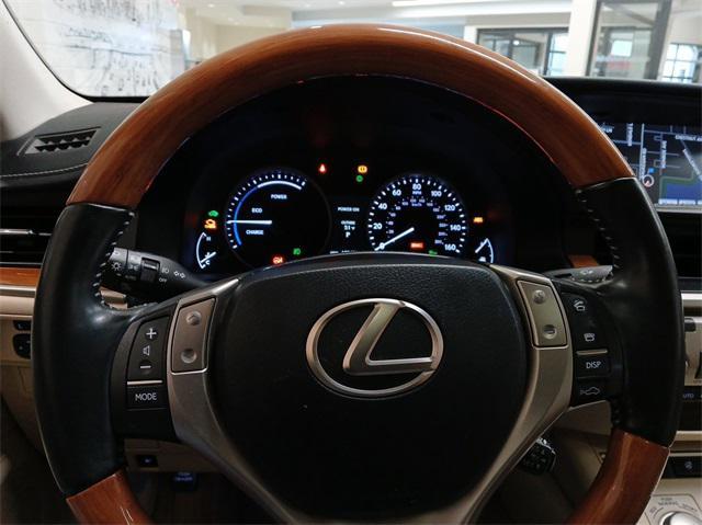 used 2013 Lexus ES 300h car, priced at $15,495