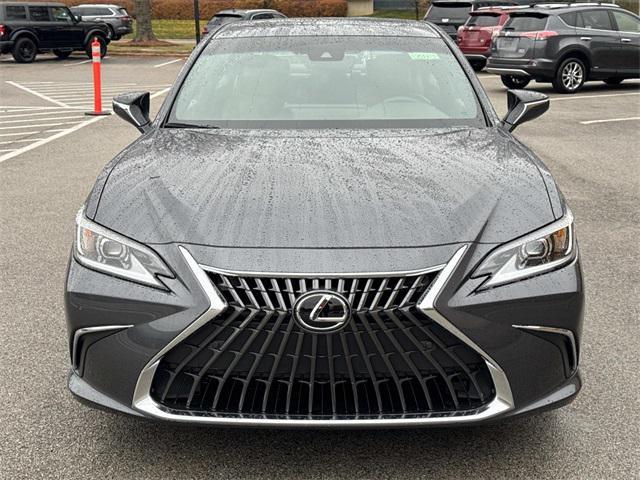 new 2025 Lexus ES 350 car, priced at $47,425