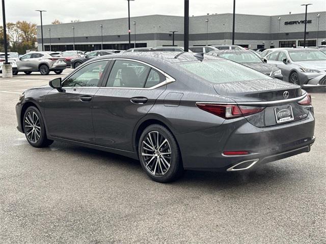 new 2025 Lexus ES 350 car, priced at $47,425