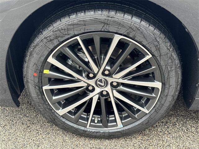 new 2025 Lexus ES 350 car, priced at $47,425