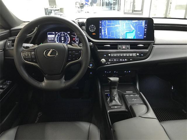 used 2022 Lexus ES 350 car, priced at $41,995