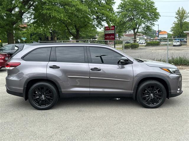 used 2019 Toyota Highlander car, priced at $29,995