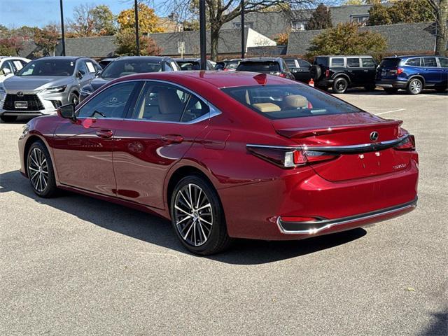 used 2025 Lexus ES 300h car, priced at $44,995