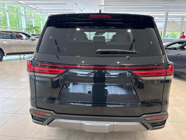 new 2025 Lexus LX 600 car, priced at $121,327