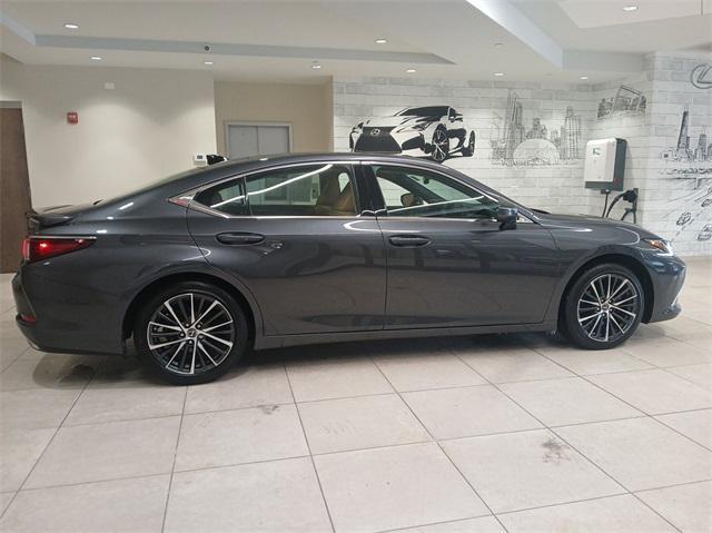 used 2022 Lexus ES 350 car, priced at $40,995