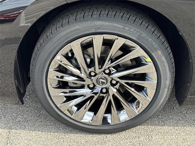 new 2025 Lexus ES 350 car, priced at $51,940