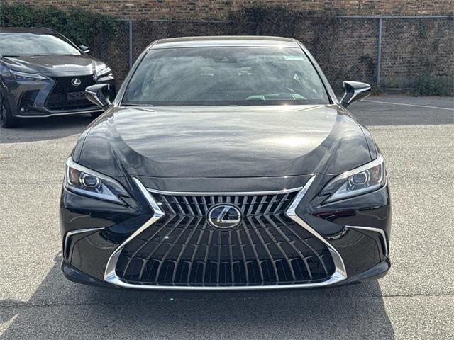 new 2025 Lexus ES 350 car, priced at $51,940