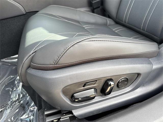 new 2025 Lexus ES 350 car, priced at $51,940