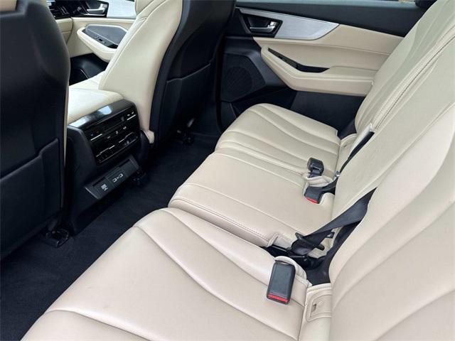 used 2022 Acura MDX car, priced at $36,995
