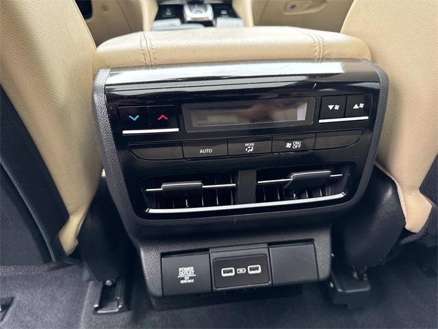 used 2022 Acura MDX car, priced at $36,995