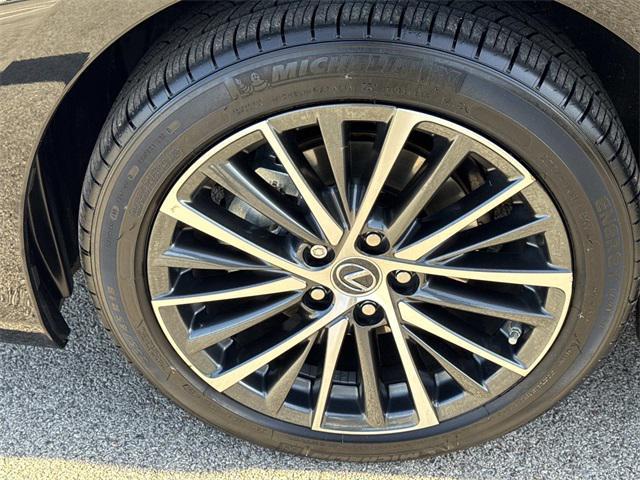 used 2023 Lexus ES 250 car, priced at $39,995