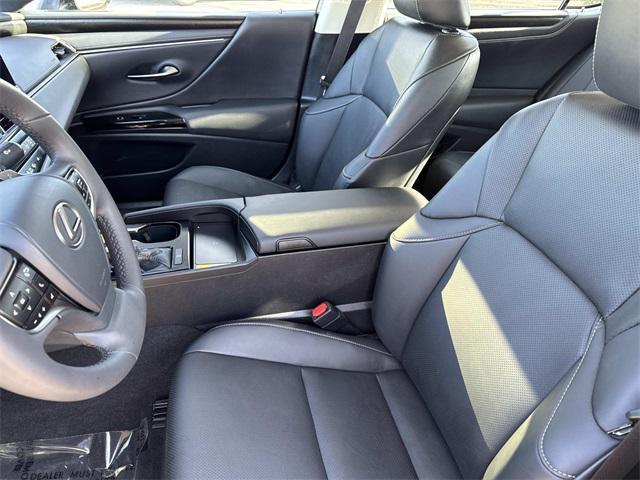 used 2023 Lexus ES 250 car, priced at $39,995