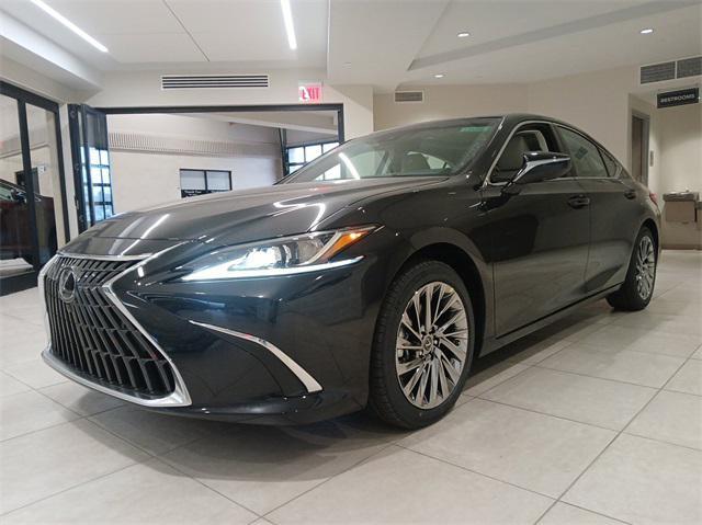 new 2025 Lexus ES 350 car, priced at $53,545