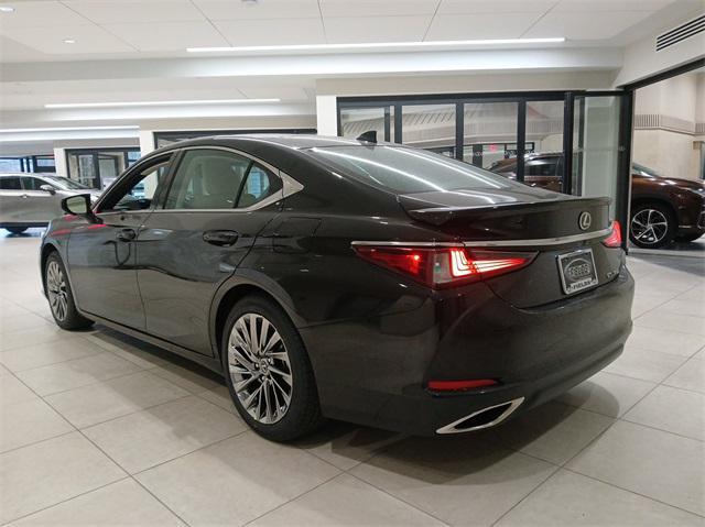 new 2025 Lexus ES 350 car, priced at $53,545