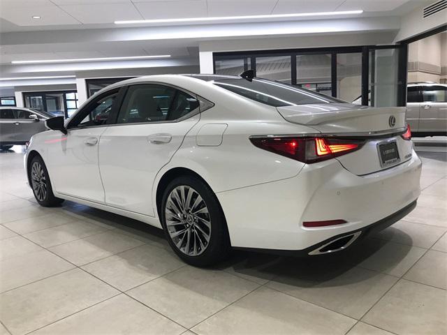 used 2024 Lexus ES 350 car, priced at $51,995