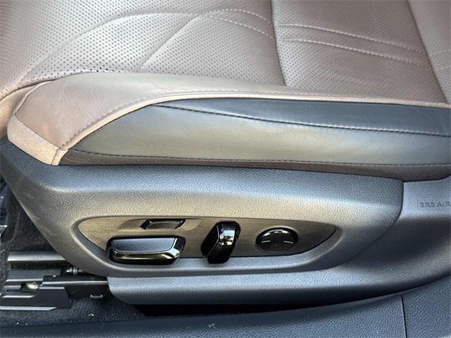 used 2022 Lexus ES 300h car, priced at $44,995