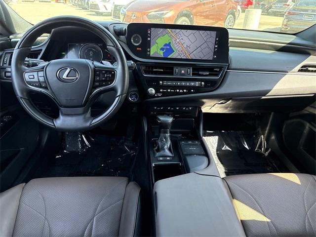 used 2022 Lexus ES 300h car, priced at $44,995