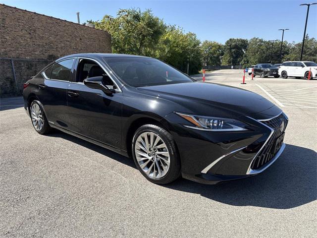 used 2022 Lexus ES 300h car, priced at $44,995