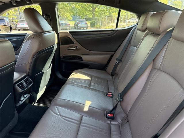 used 2022 Lexus ES 300h car, priced at $44,995