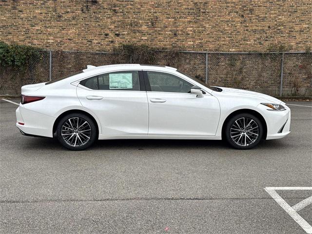 new 2025 Lexus ES 350 car, priced at $47,425