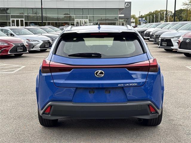 new 2025 Lexus UX 300h car, priced at $43,532