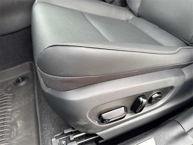 new 2025 Lexus UX 300h car, priced at $43,532