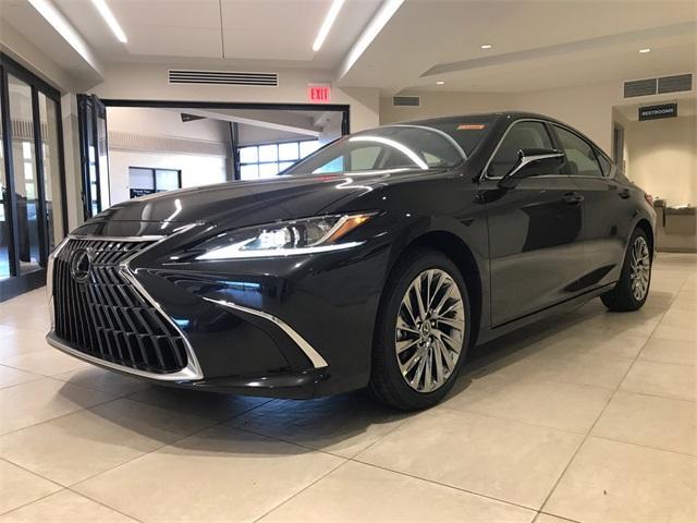 new 2024 Lexus ES 300h car, priced at $51,985