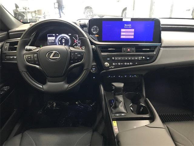 new 2024 Lexus ES 300h car, priced at $51,913