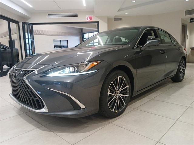 new 2025 Lexus ES 350 car, priced at $49,624