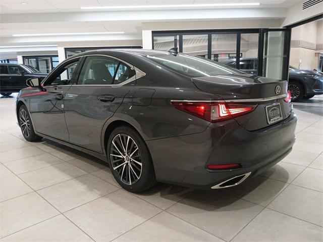 new 2025 Lexus ES 350 car, priced at $49,624