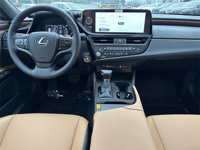 new 2025 Lexus ES 350 car, priced at $47,724