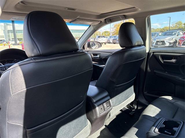used 2015 Toyota Camry Hybrid car, priced at $15,995